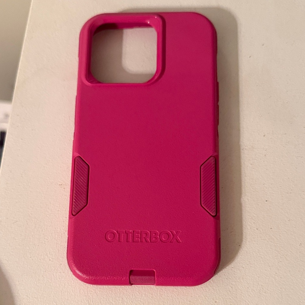 OtterBox Magenta Phone Case